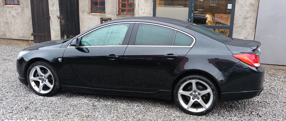 Opel Insignia cena 18900 przebieg: 117500, rok produkcji 2011 z Łazy małe 137